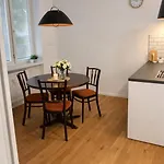 Διαμέρισμα Trainstation Apartmans Pressburg-paris *