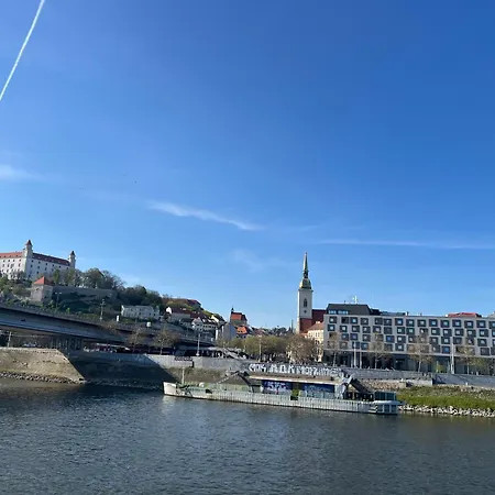 Trainstation apartmans Pressburg-Paris Appartement *