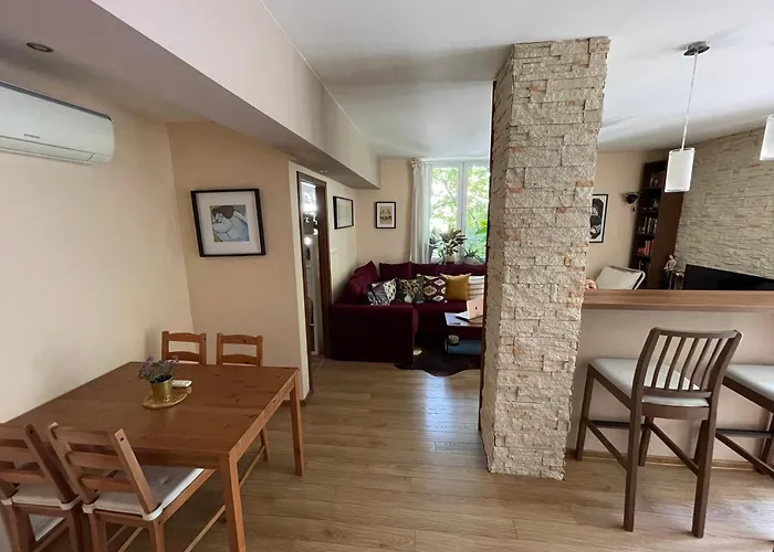 Trainstation Apartmans Pressburg-paris *