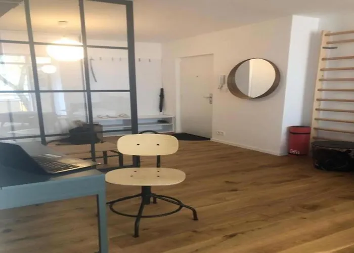 Trainstation Apartmans Pressburg-paris * Братислава