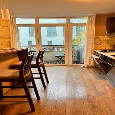 Trainstation Apartmans Pressburg-paris Μπρατισλάβα