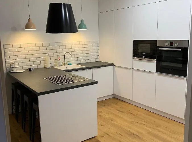 Trainstation Apartmans Pressburg-paris アパート *