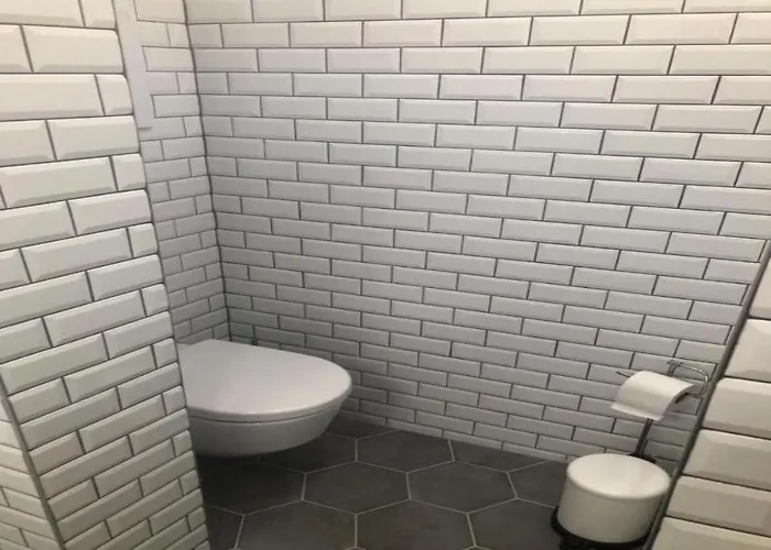 Trainstation Apartmans Pressburg-paris ブラチスラヴァ