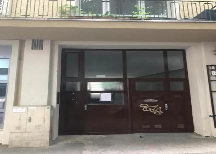 Trainstation Apartmans Pressburg-paris アパート ブラチスラヴァ